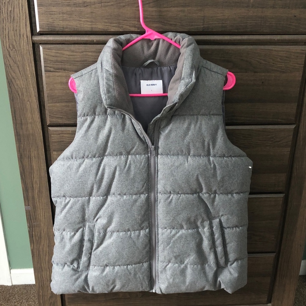 Old Navy Gray Quilted Vest